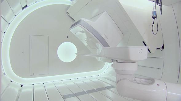 重粒子線癌癥治療設備 旋轉機架（協助：量研/放醫研）